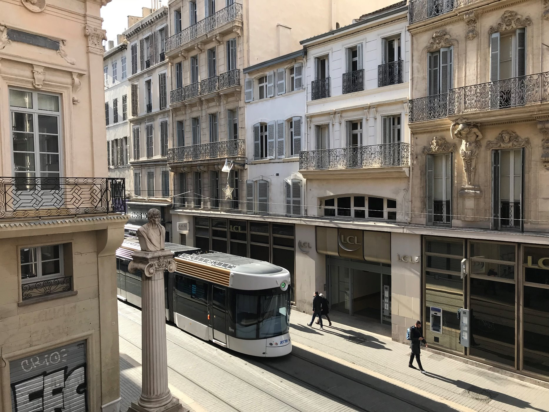 Location T2  meubl  45m  Marseille  13001