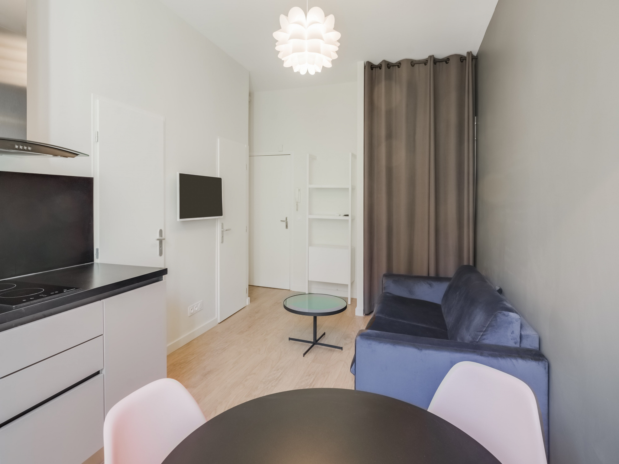 Location T2  meubl  25m  Marseille  13007 Endoume