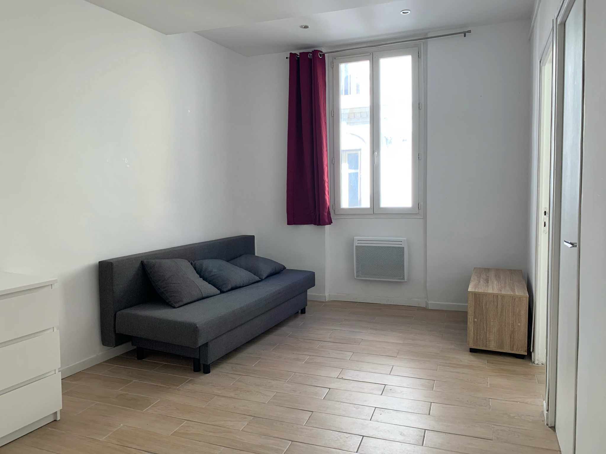 Location T2  meubl  32m  Marseille  13001